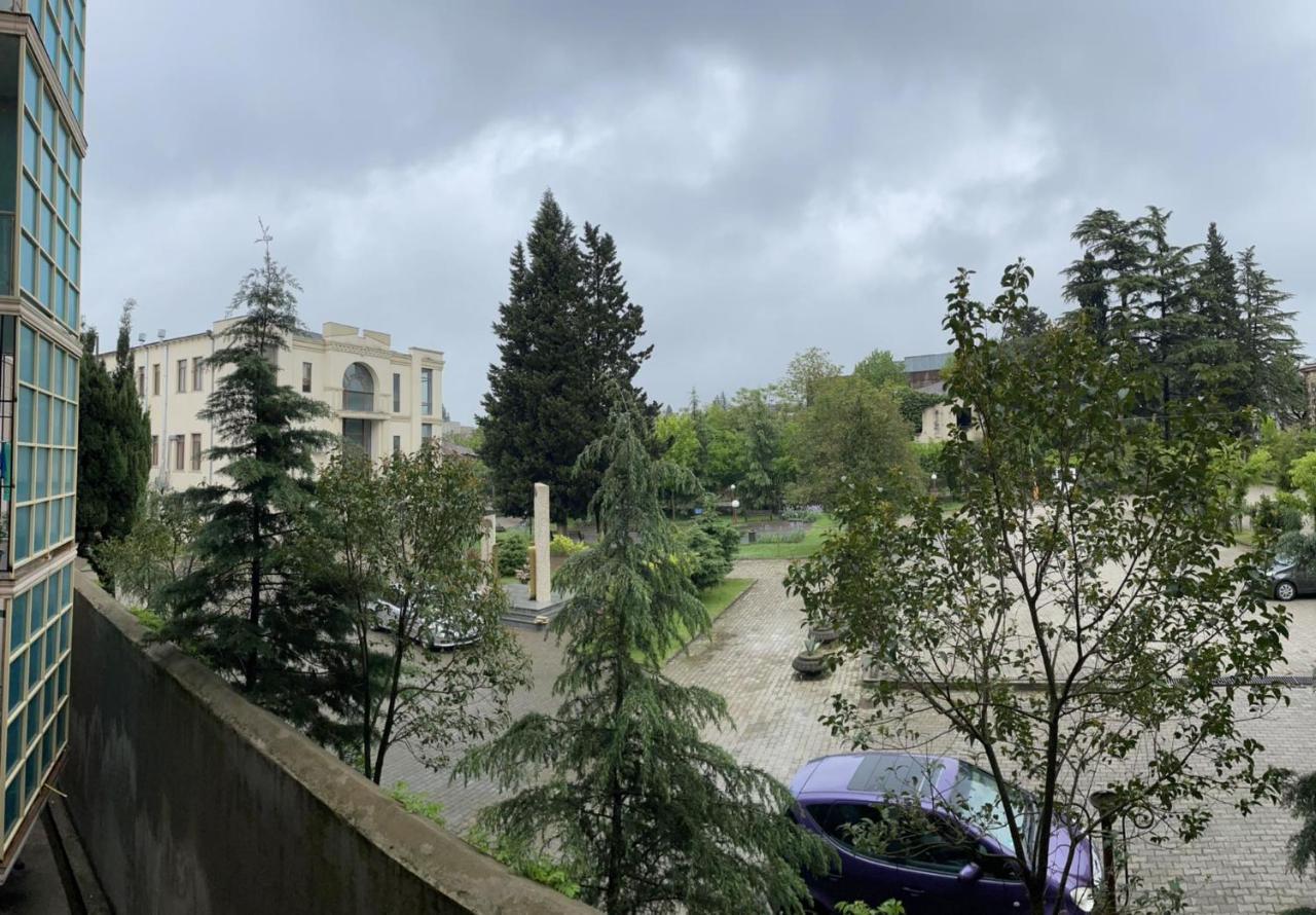 City Centre Apartment Κουτάισι Εξωτερικό φωτογραφία